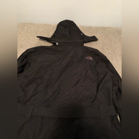 Womens north face rain jacket - Picture 8 of 13